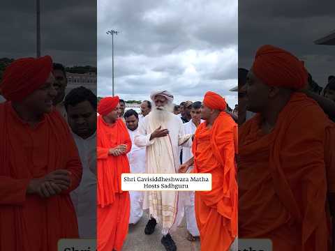 Shri Gavisiddheshwara Matha Hosts Sadhguru