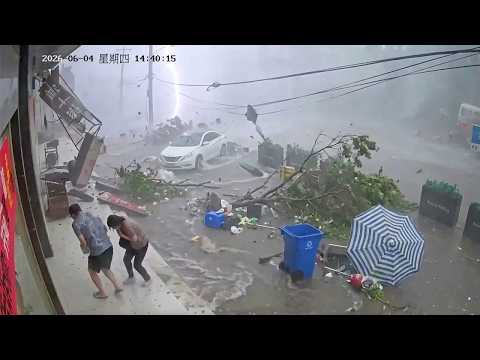 Scariest STORM Moments Caught on Camera #4