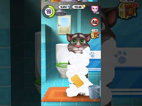 Tom's bath time #shorts #talkingtom #funny #cat #catvideos #games #tom'splaytime