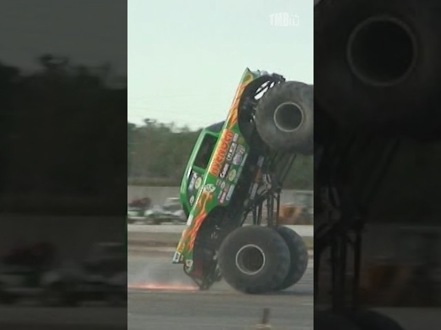 TMB THROWBACK 2007 - Jim Koehler in Avenger freestyles at the Indiana State Fairgrounds!