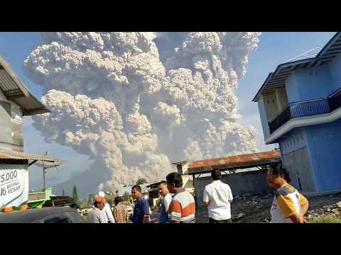 10 Shocking Natural Disasters Caught on Camera