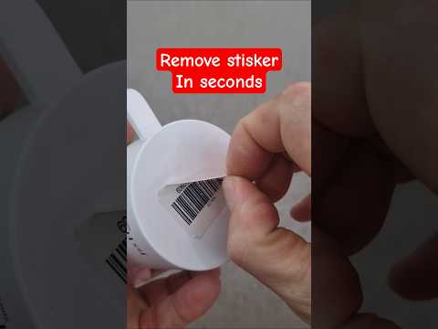 let's see how easy is removing stickers #smartideas #lifehacks #easyhacks #babieztv #coolfinds