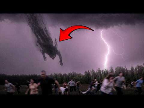 People Are Freaking Out Over This Strange Sky Sighting, And It's Crazier Than we Think